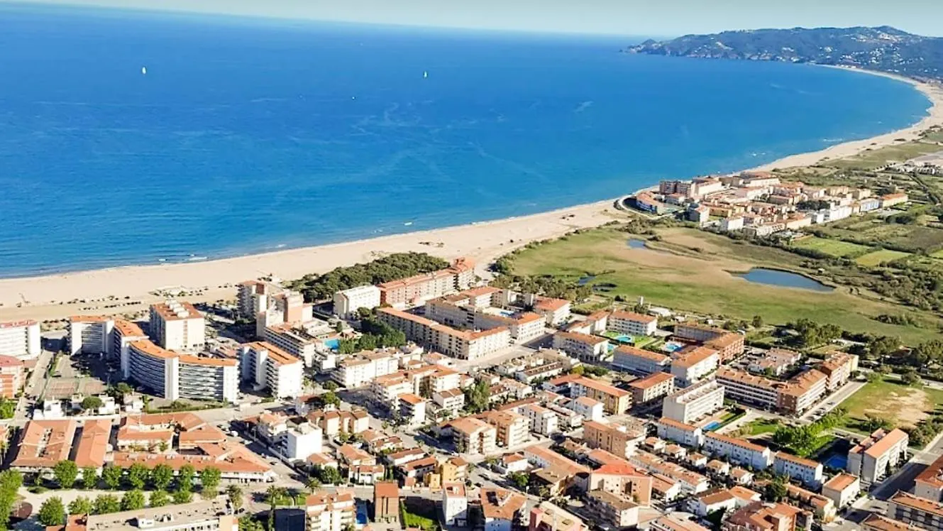 Illa Sistach Rentals: Casa Con Piscina Comunitaria L'Estartit Apartment