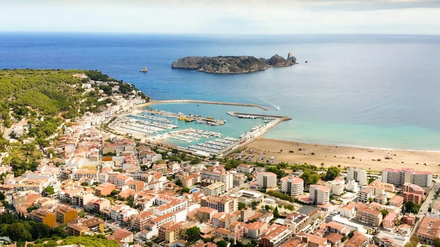Illa Sistach Rentals: Casa Con Piscina Comunitaria L'Estartit Spain