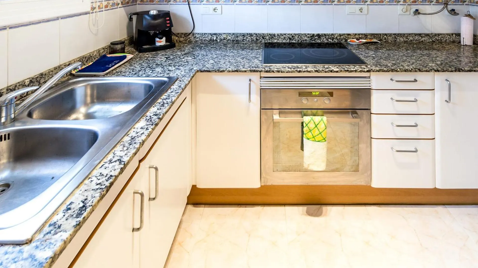 Illa Sistach Rentals: Casa Con Piscina Comunitaria L'Estartit